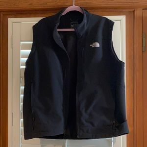 Men’s North Face Vest